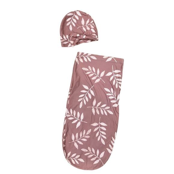 Itzy Ritzy Cocoon & Hat Swaddle Set - Picture 2 of 5